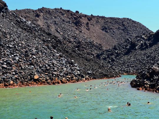 Πηγή Ζεστού Νερού, Δραστηριότητα κοντά στο Cally Cave House (μεγάλη εικόνα)