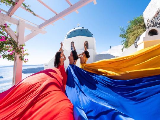 Sesión fotográfica con vestido de vuelo, fotografía cerca de Cally Cave House (imagen grande)