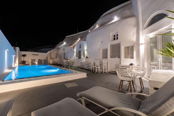 Cally cave house 21 hu 681db4785e0bcee3.jpg