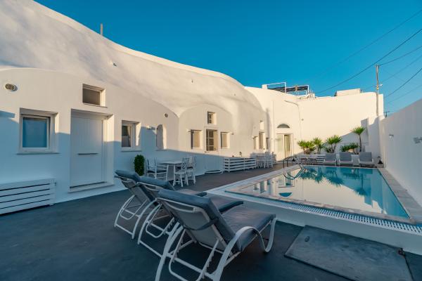 Cally cave house 51 hu 3e6c50148d66ff7c.jpg