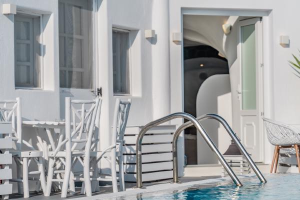 Cally cave house 72 hu 97262f264f7f3977.jpg