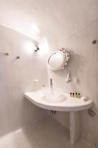 Grand suite twin 10 hu2caeaebe2007d9acccbd5d5bd9305fbc 600962 320x0 resize q75 box.jpg