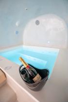 Jacuzzi suite double 46 hu39ca1103cf0682927fcffab8824a80df 960193 320x0 resize q75 box.jpg